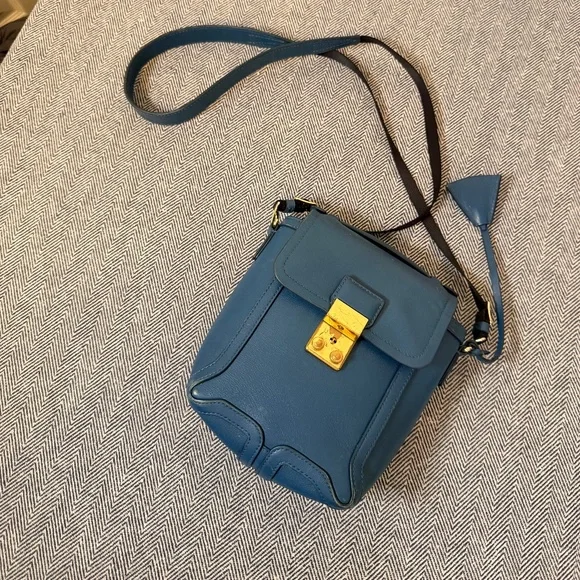 3.1 PHILLIP LIM -  Leather Pashli Camera Bag - Picture 2 of 9